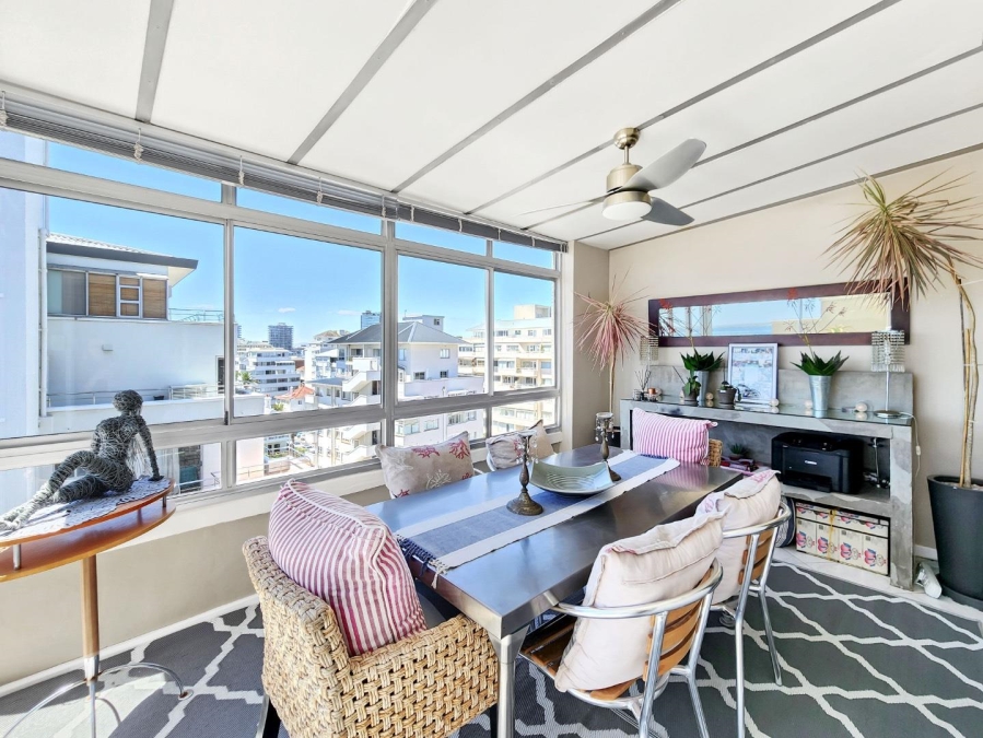 2 Bedroom Property for Sale in Sea Point Western Cape